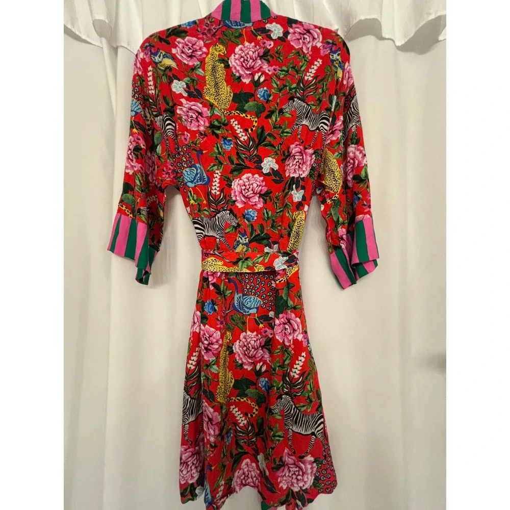 Room Service size Large Floral Animal Print Robe Womens Red Multi